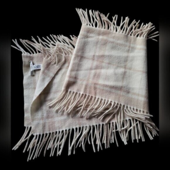 Angora Wool Plaid Fringed Scarf Banana Republic - Picture 1 of 9